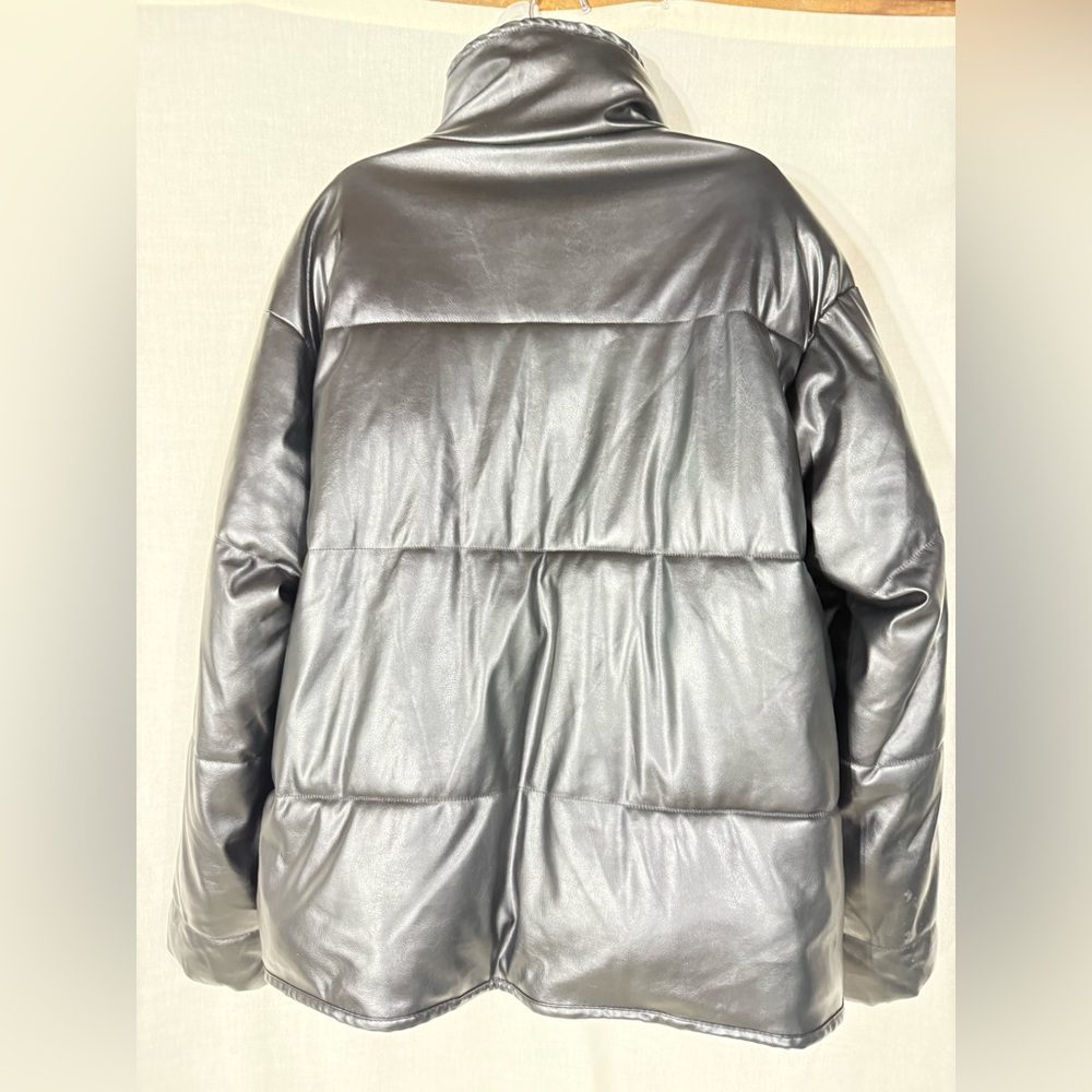 Zenana Outfitters Black Puffer Jacket with Pockets Size Large - Picture 6 of 12